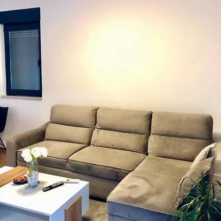 Jacuzzi アパート モスタル