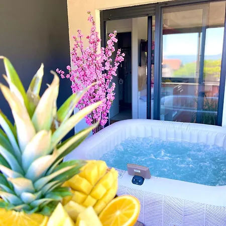 Jacuzzi