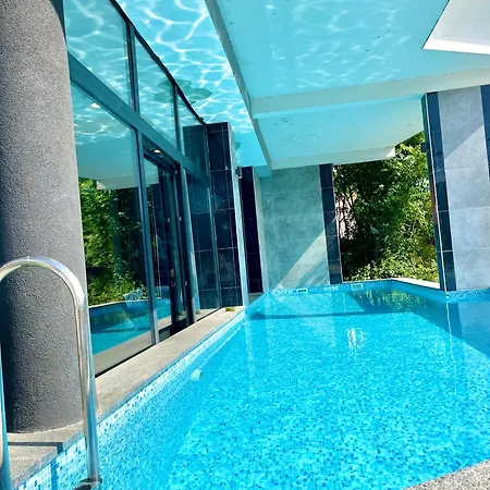 Lägenhet Jacuzzi Mostar